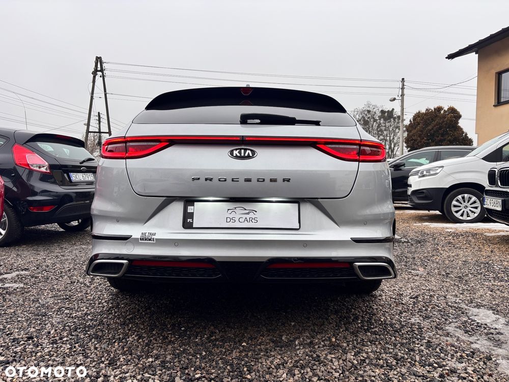 Kia ProCeed - 19