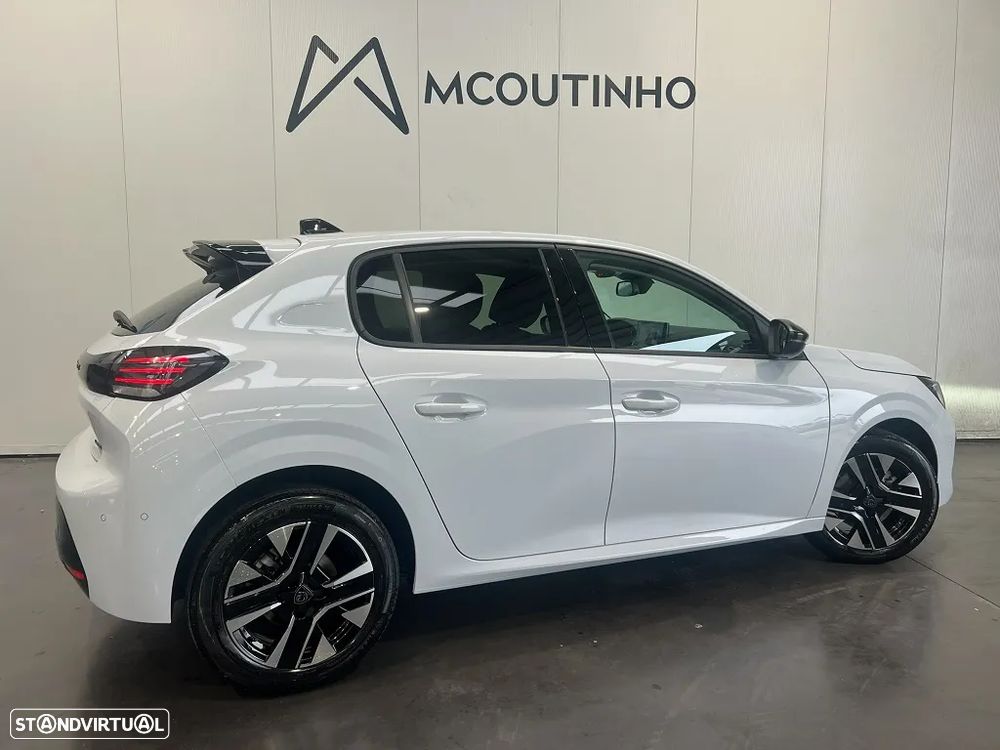 Peugeot 208 1.2 Hybrid Allure e-DCS6 - 7