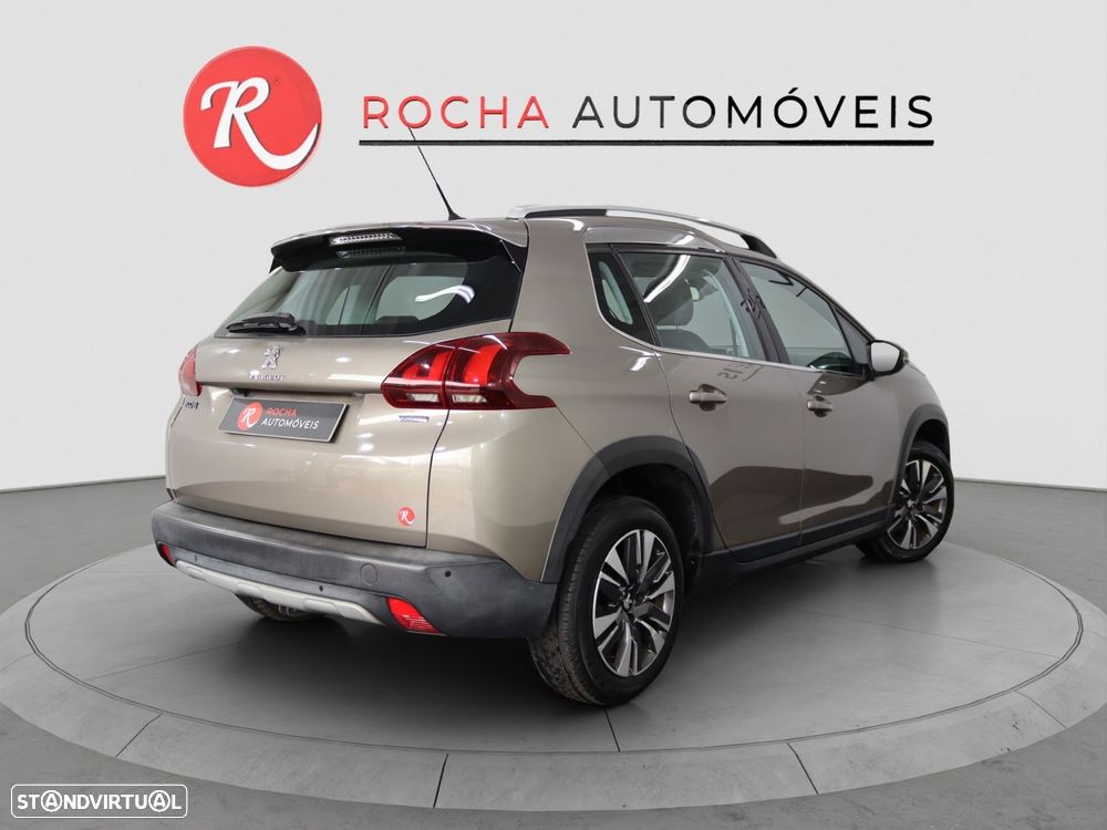 Peugeot 2008 1.2 PureTech Allure EAT6 - 7