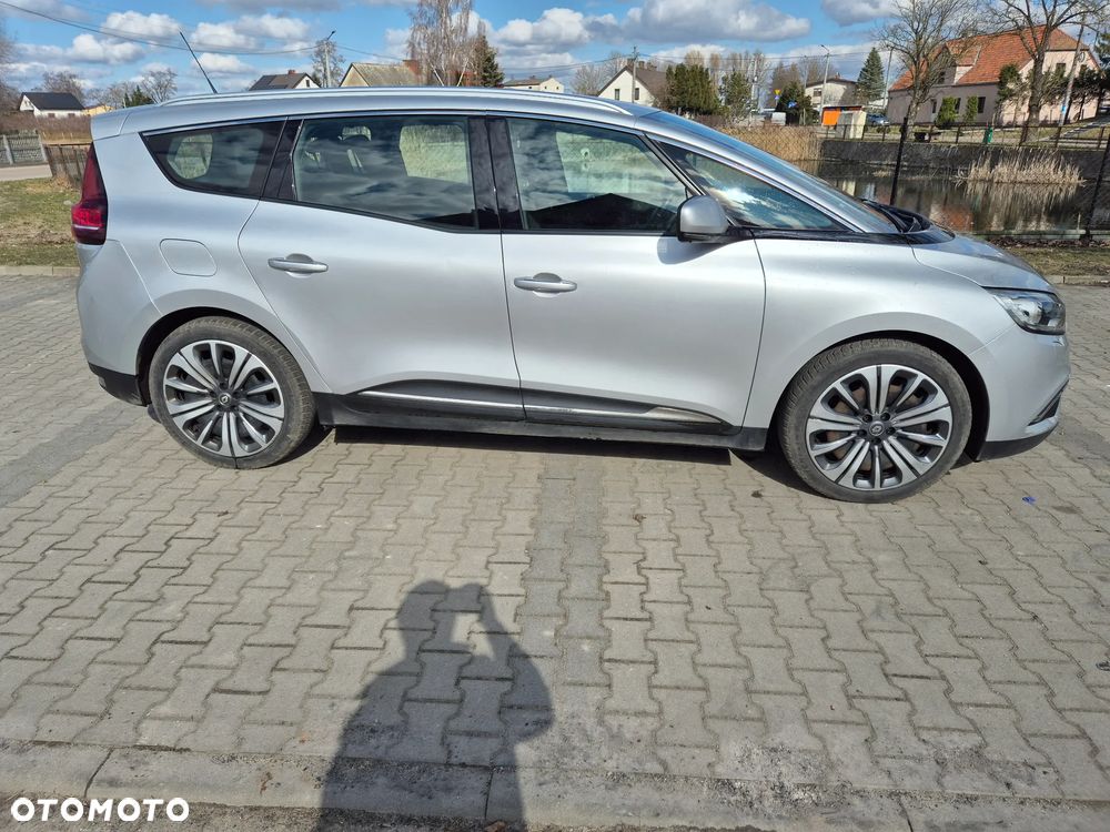 Renault Grand Scenic - 6