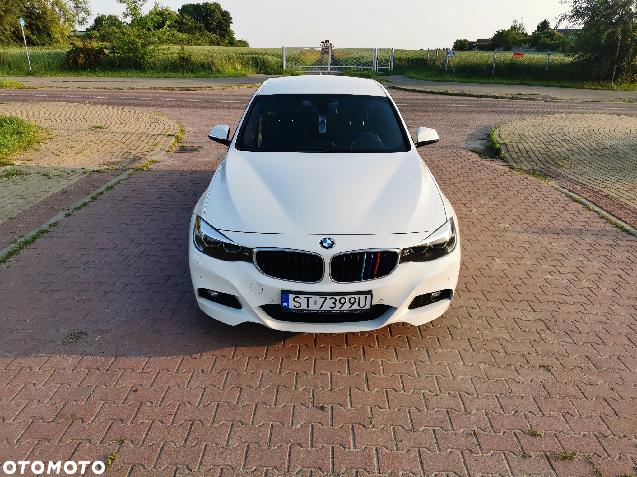 BMW 3GT 320i xDrive M Sport - 11