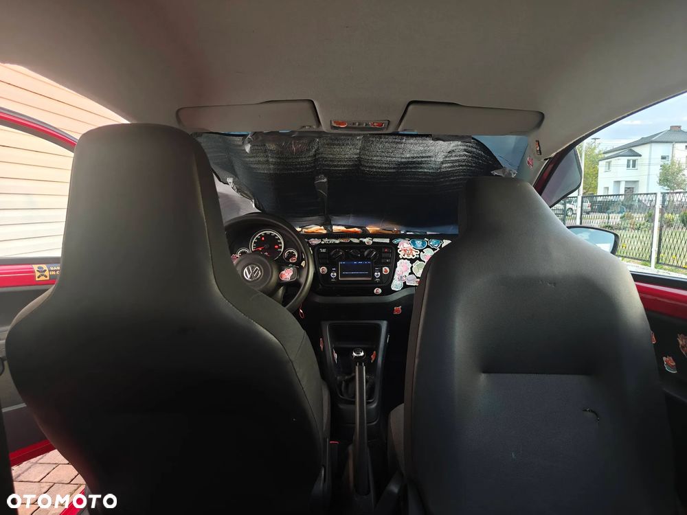 Volkswagen up! 1.0 high - 13