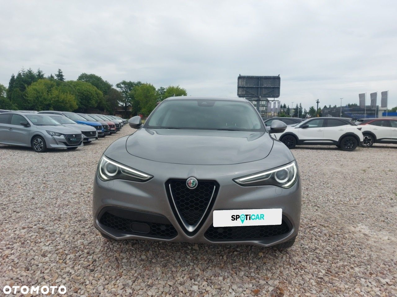 Alfa Romeo Stelvio - 2