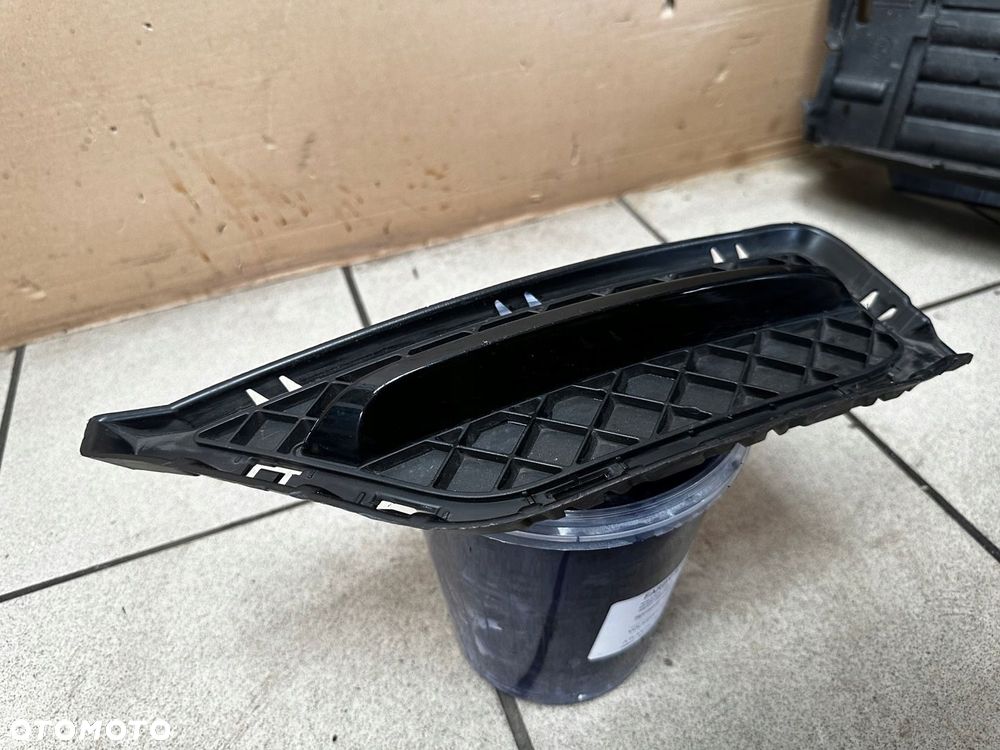 BMW X1 E84 X-LINE LEWA KRATKA ZDERZAKA ZAŚLEPKA 51117303757 K118/1280 - 4