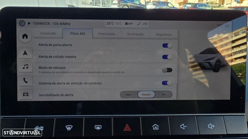 MG MG4 64 kWh Luxury - 30