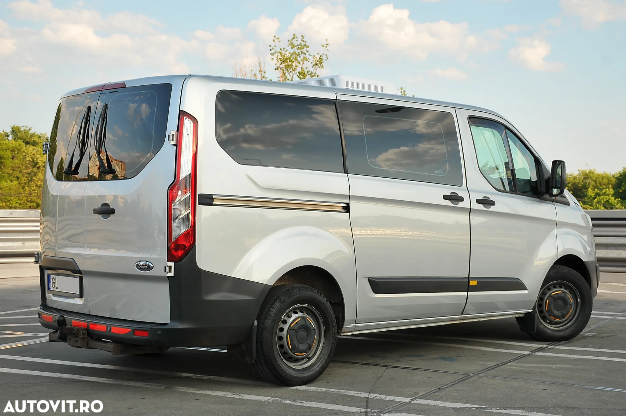 Ford Transit - 11
