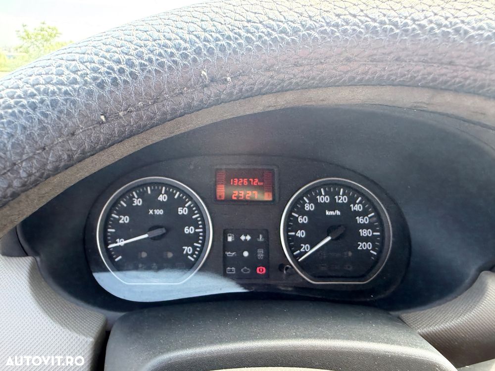 Dacia Logan Express 1.4 MPI - 8