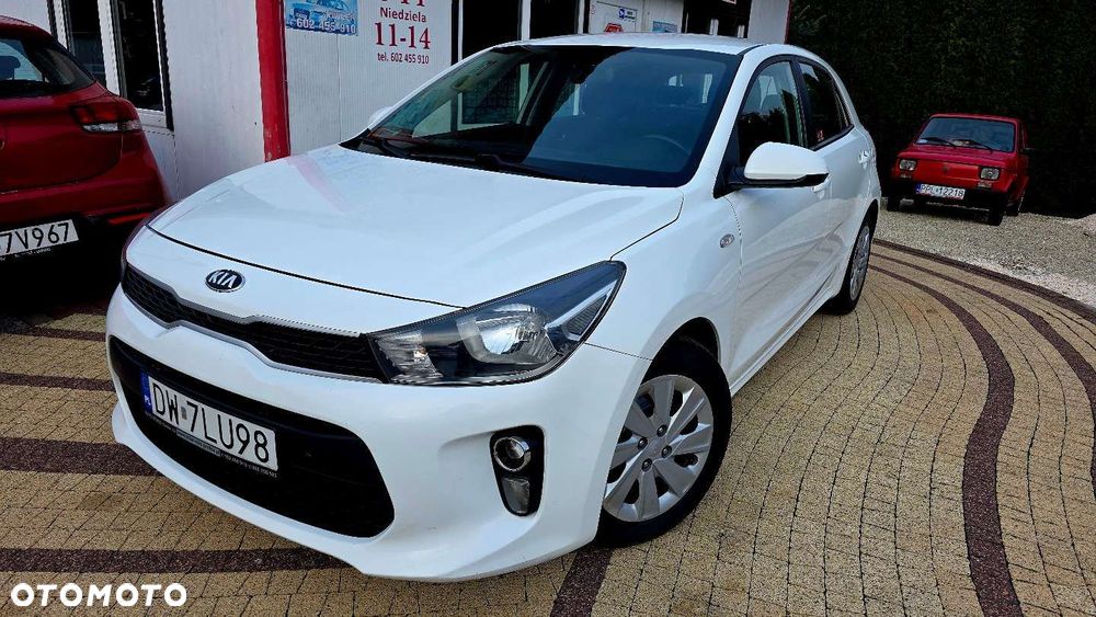 Kia Rio - 1