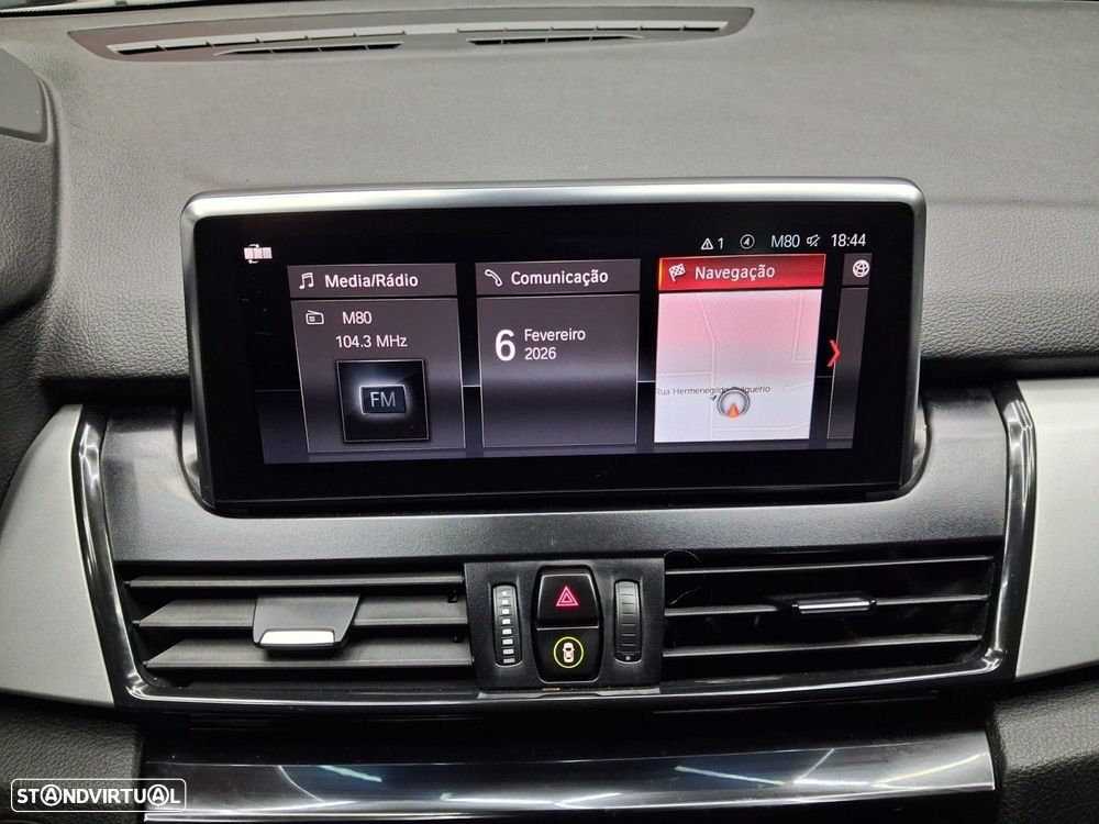 BMW 225xe Active Tourer Advantage - 11