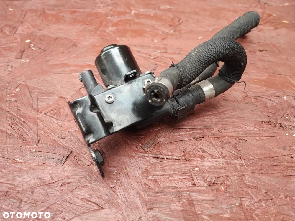 BMW F06 / F06N / F10 / F10N / F11 / F12 / F13 / 13N ORYGINALNY ZAWÓR ODCINAJĄCY WODĘ SPRAWNY W 100% DO SILNIKÓW GAMY N57 4.0D / 3.5D O NR. 1712 8 517 077 OEM - 2