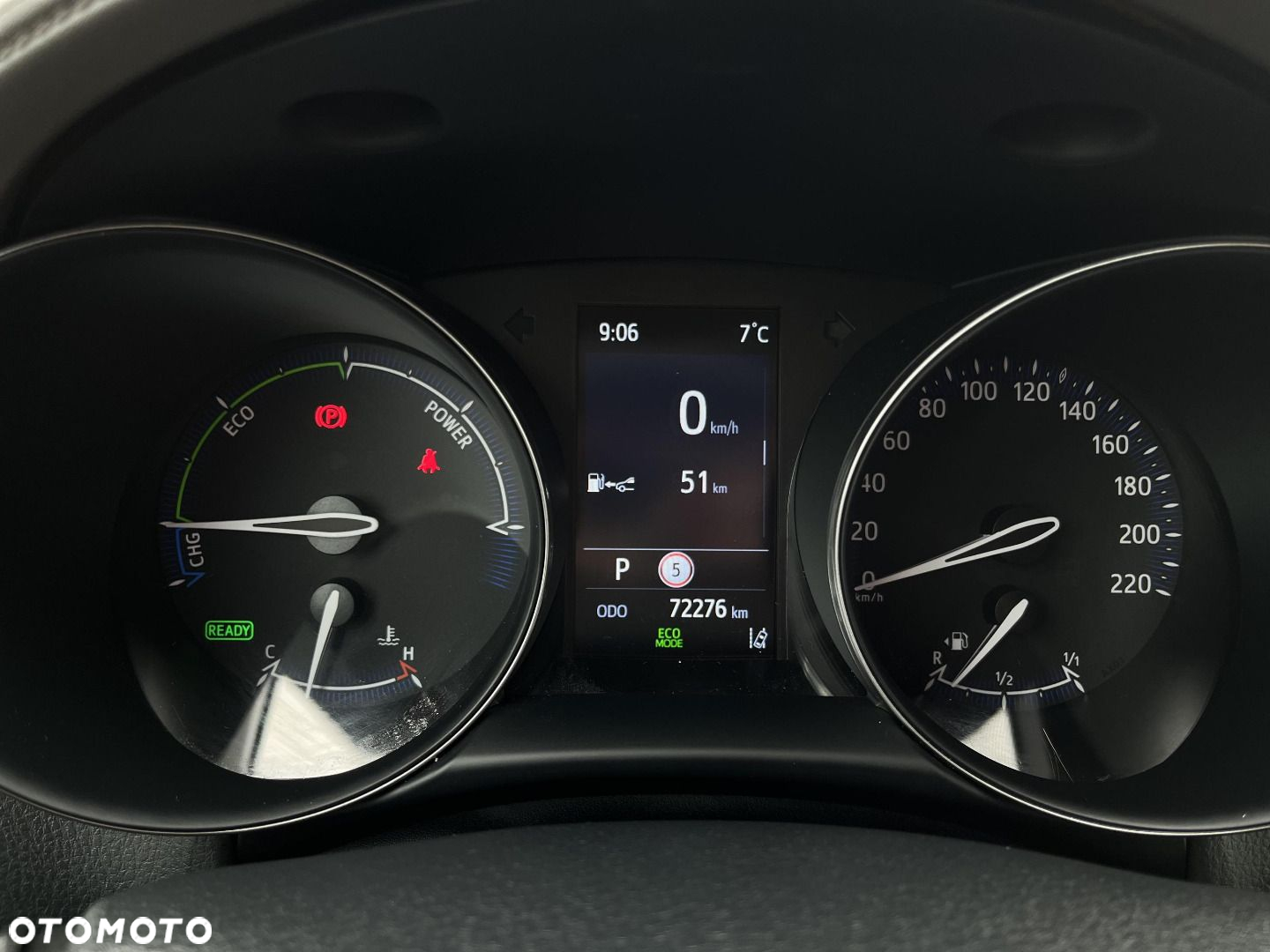 Toyota C-HR 2.0 Hybrid Executive - 11