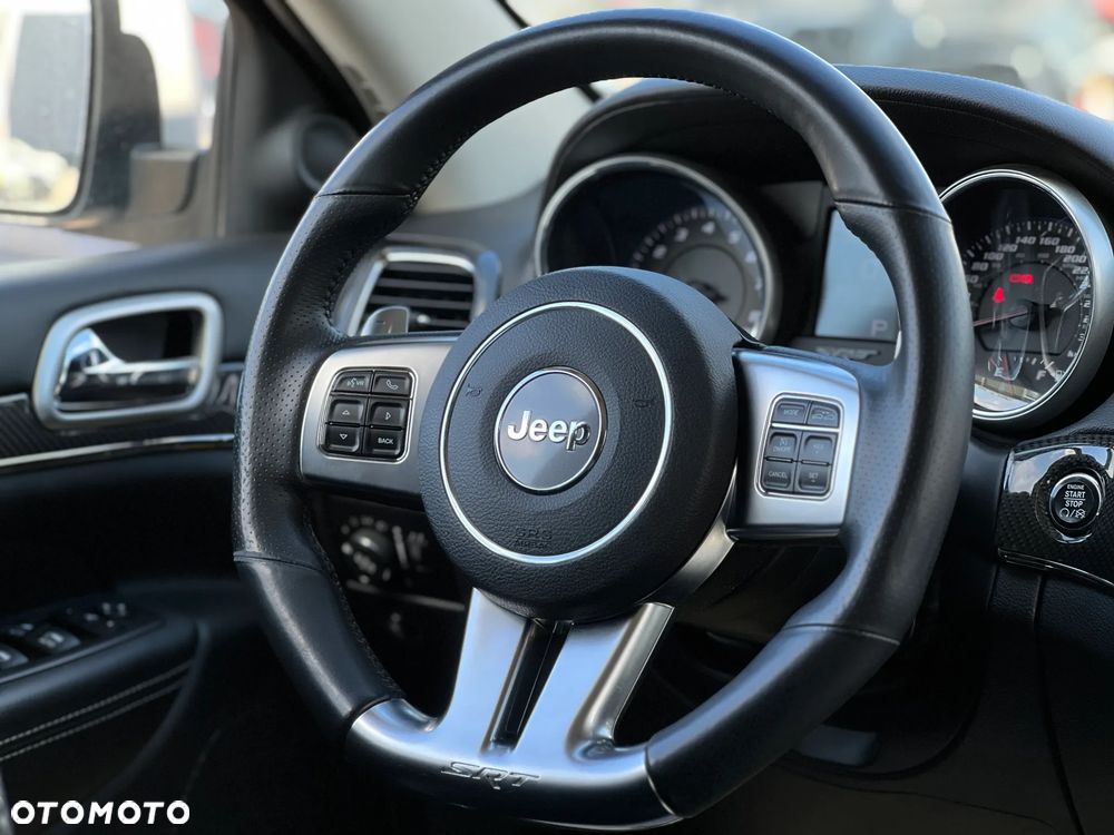 Jeep Grand Cherokee SRT - 19