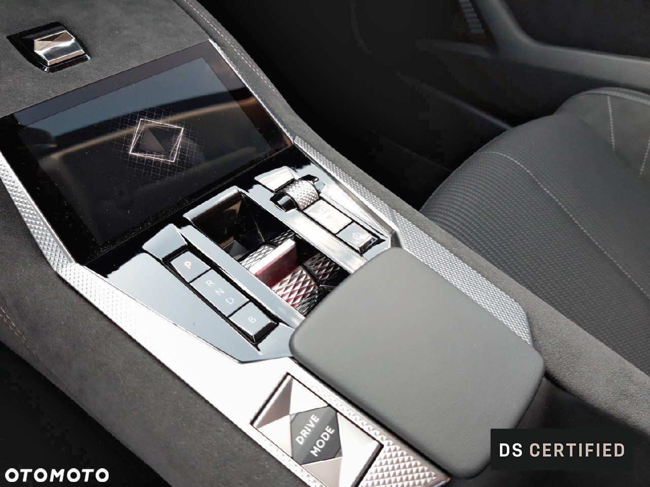 DS Automobiles DS 4 - 23