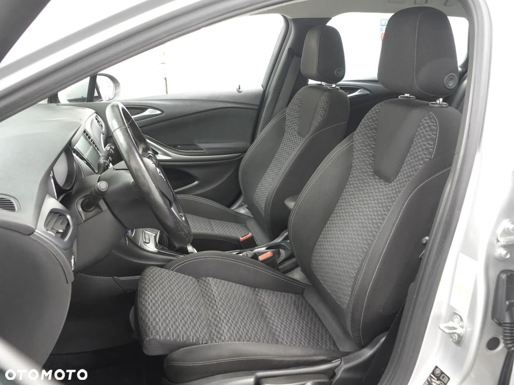 Opel Astra 1.6 D Start/Stop 120 Jahre - 19