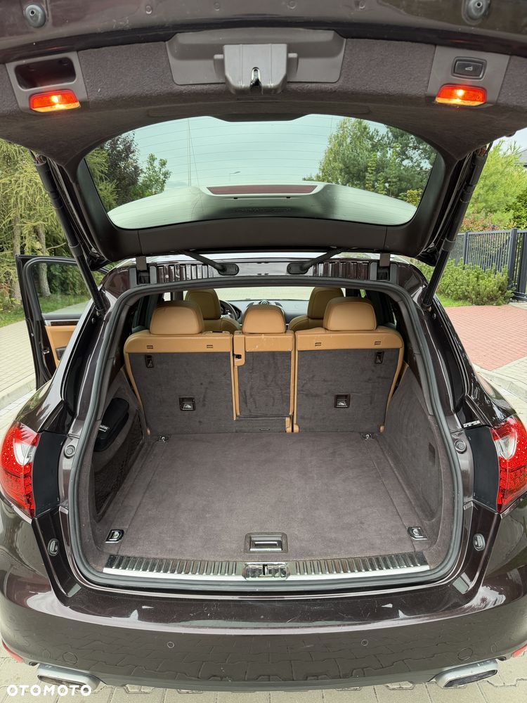Porsche Cayenne Diesel Platinum Edition - 33