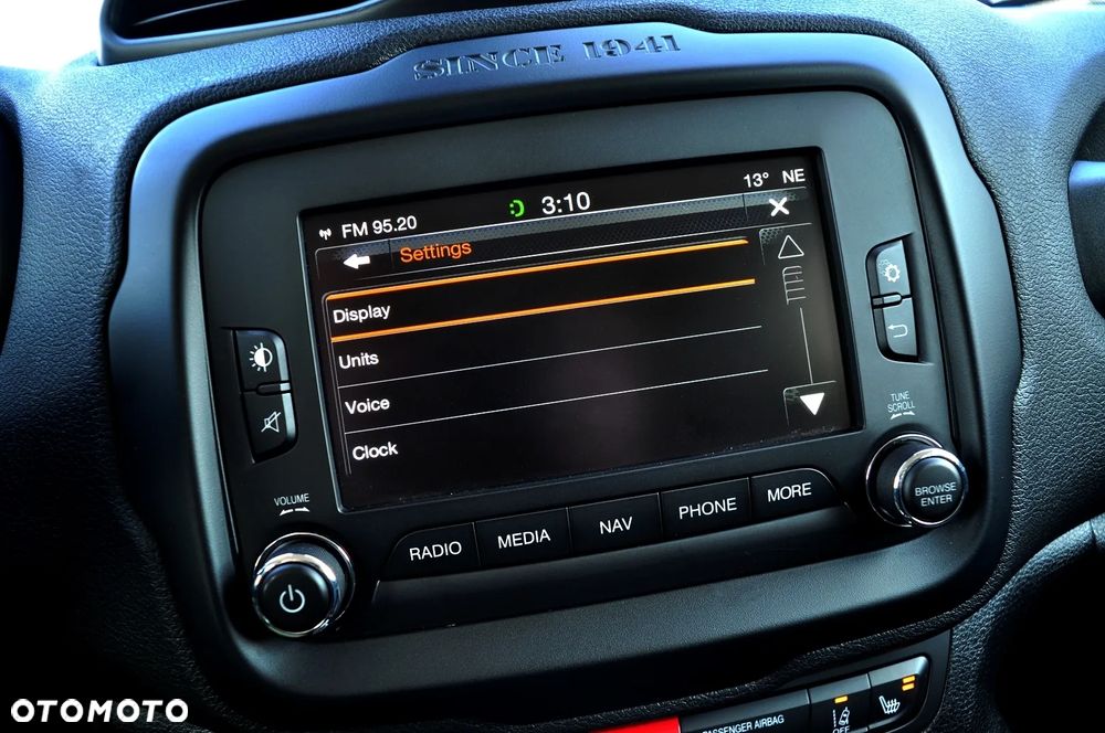 Jeep Renegade 1.4 MultiAir Limited FWD S&S - 29