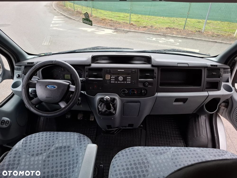 Ford Transit - 16