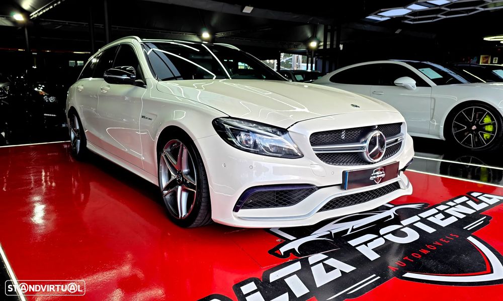 Mercedes-Benz C 63 AMG Standard - 2