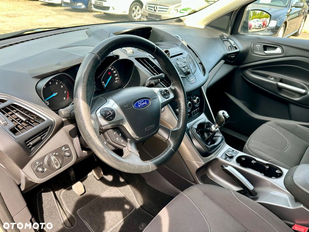 Ford Kuga 1.6 EcoBoost 2x4 Trend - 10