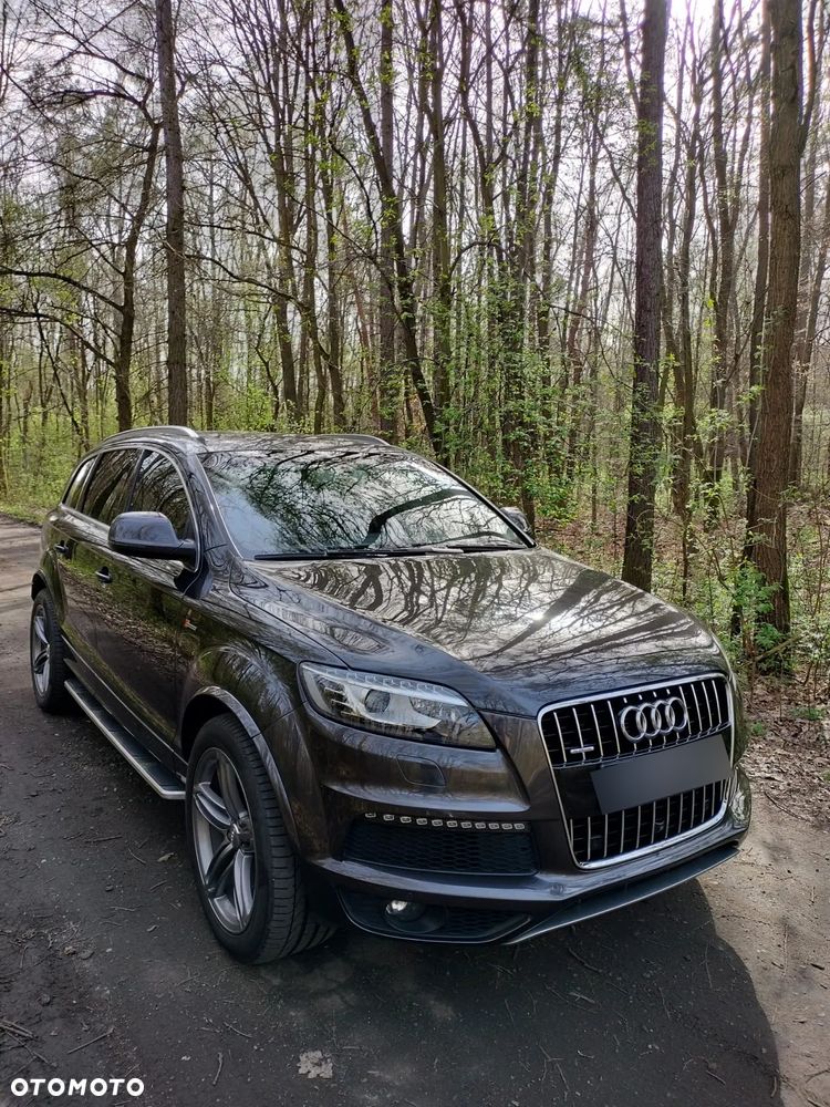 Audi Q7 - 1