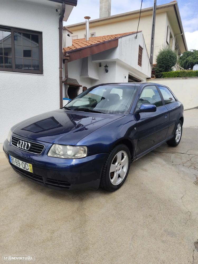 Audi A3 1.9 TDI Attraction - 1