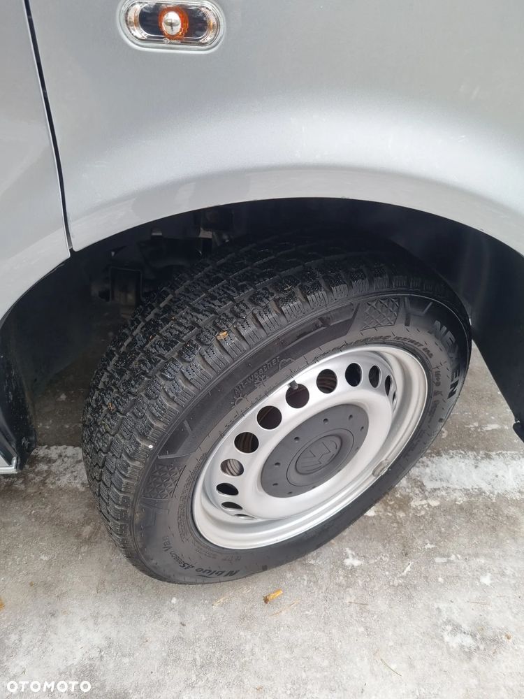 Volkswagen Transporter - 12