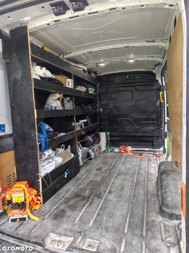 Ford Transit - 10