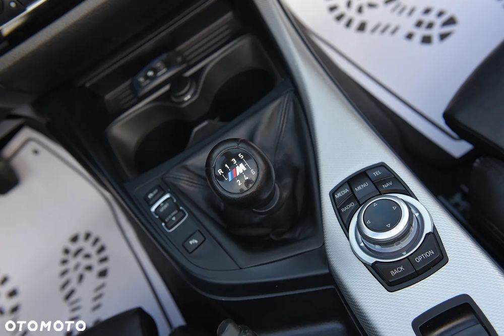 BMW Seria 2 220d M Sport - 34