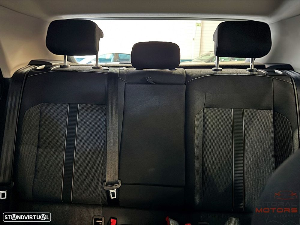 VW T-Roc 1.0 TSI Style - 37