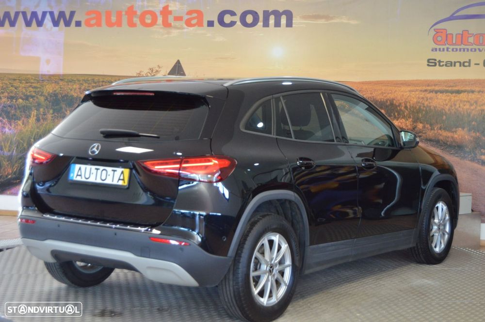 Mercedes-Benz GLA 180 - 3