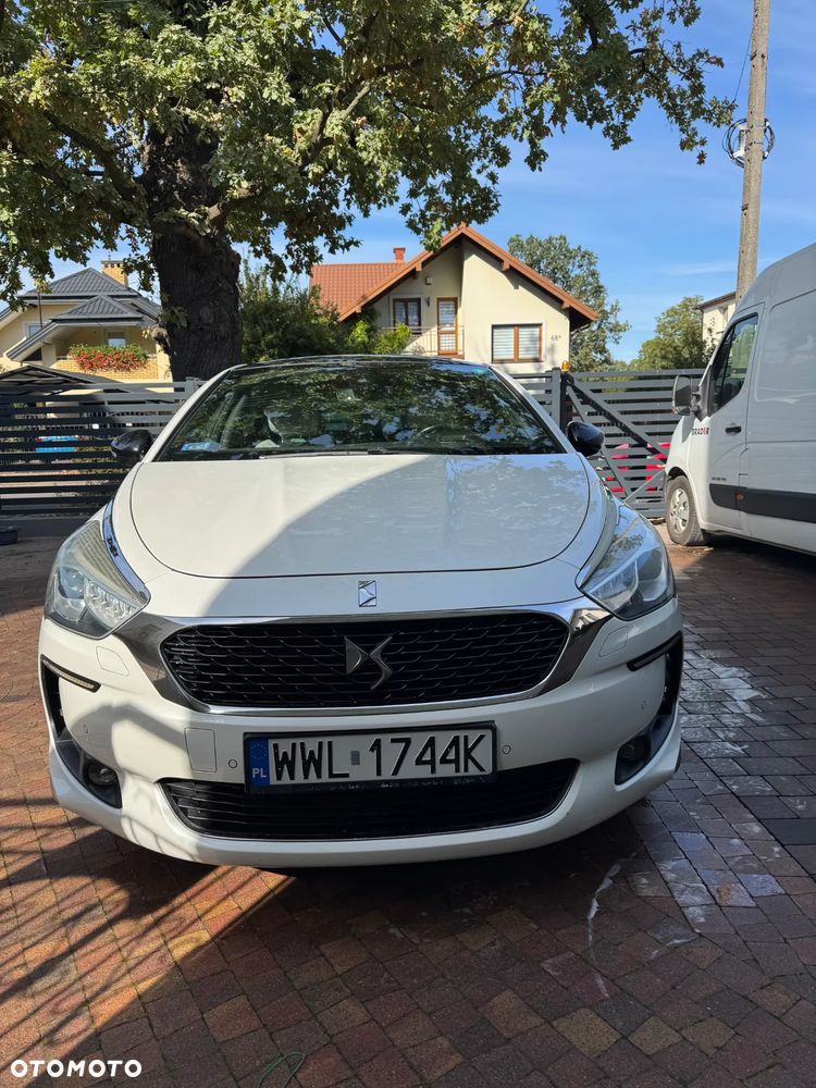 DS Automobiles Ds 5 2016 photo 2