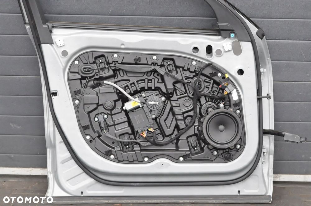 VOLVO XC60 II DRZWI LEWY PRZÓD LEWE PRZEDNIE 740 - 5