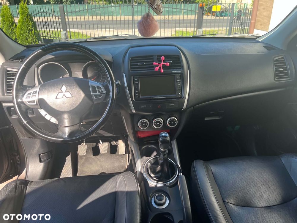 Mitsubishi ASX 1.8 DID Instyle NAVI 4WD AS&G - 11
