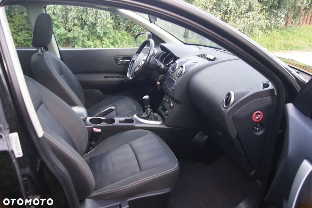 Nissan Qashqai 2.0 dCi DPF I-Way - 18