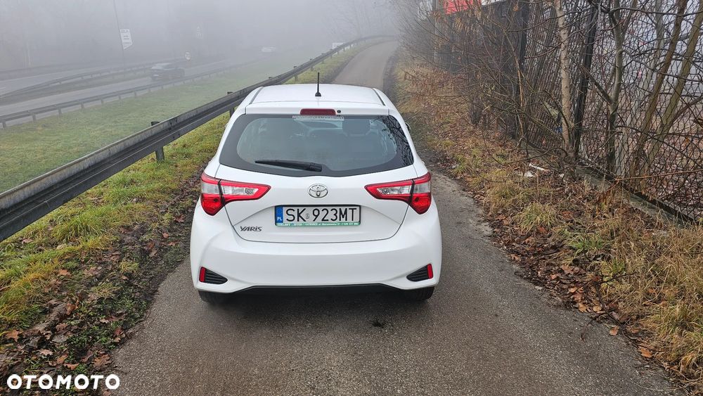 Toyota Yaris 1.5 Active - 6