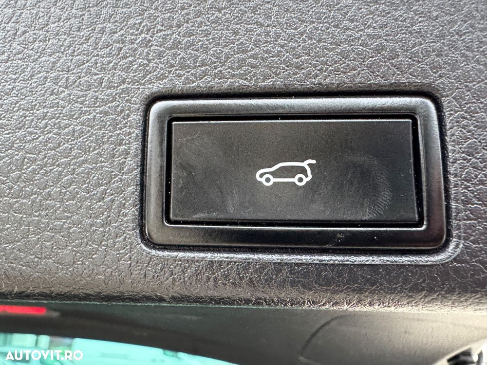 Volkswagen Touareg 3.0 V6 TDI SCR Blue Motion DPF Automatik Terrain Tech Executive Edition - 24