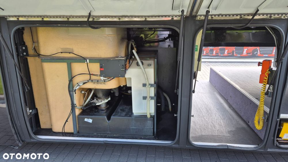 Irisbus ///MAGELYS///2012///EURO5 ///55 MIEJSC///AUTOMAT///450 KM///WINDA///TOALETA///TV/// DVD///LODÓWKA///STAN  BARDZO DOBRY - 21