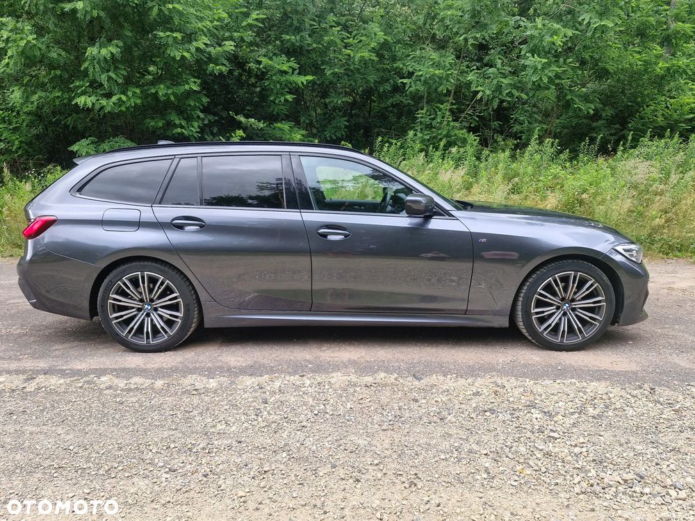 BMW Seria 3 318d M Sport Shadow - 3