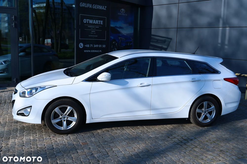 Hyundai i40 Kombi blue 1.6 Family+ - 7