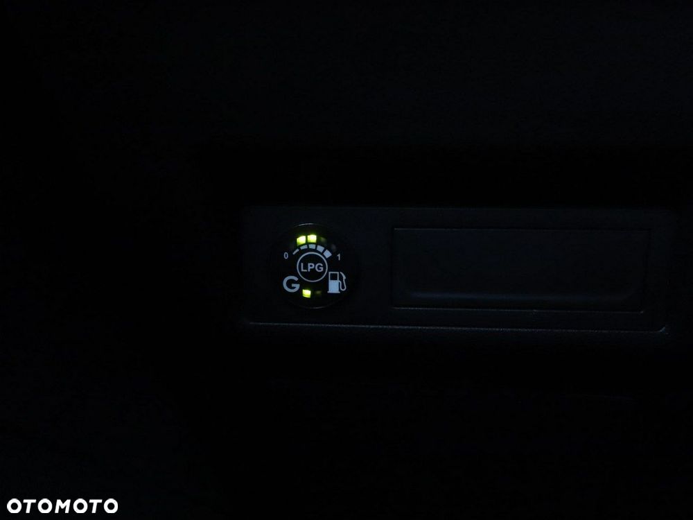 Renault Captur TCe 100 BUSINESS EDITION - 35