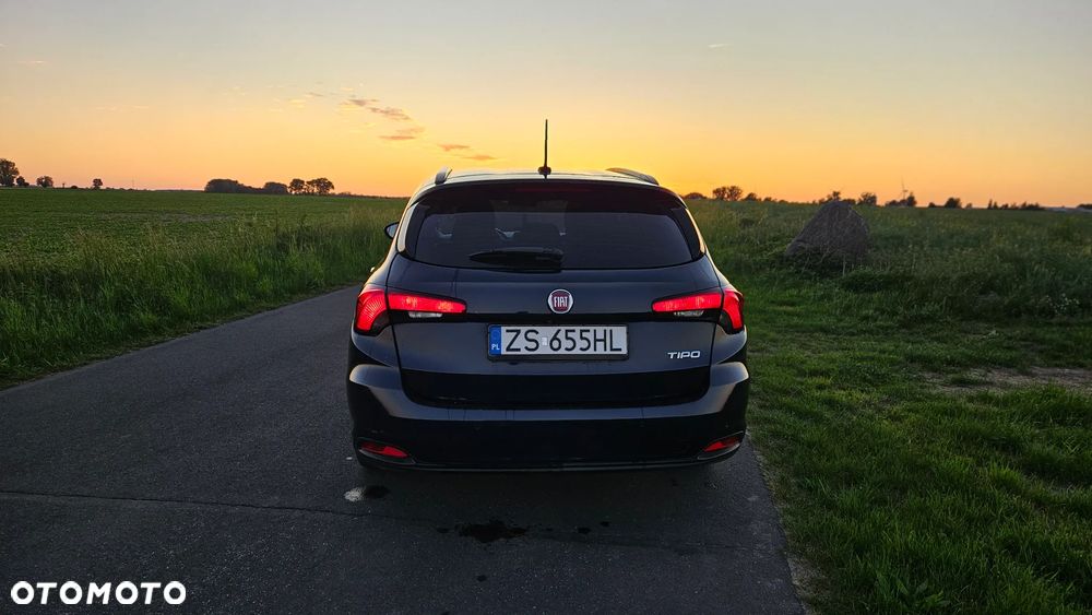 Fiat Tipo 1.4 16v Lounge EU6d - 7