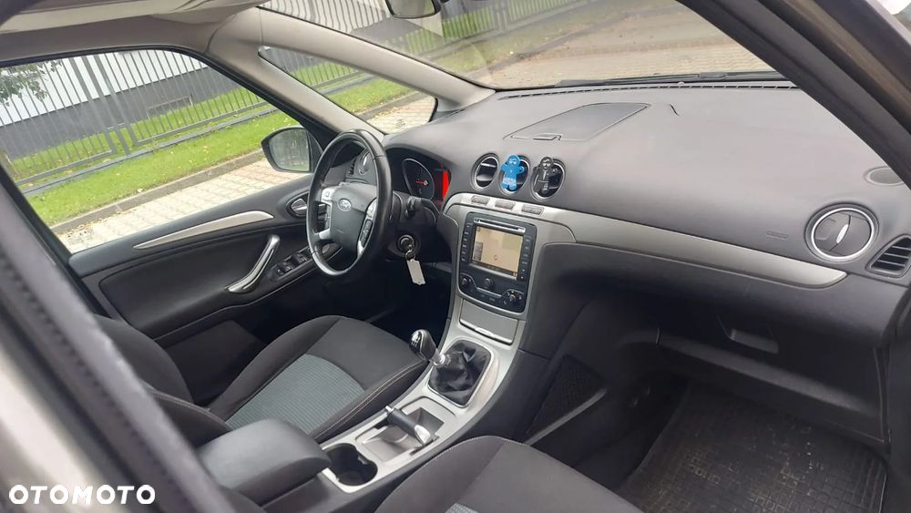 Ford Galaxy 2.0 TDCi Titanium - 11