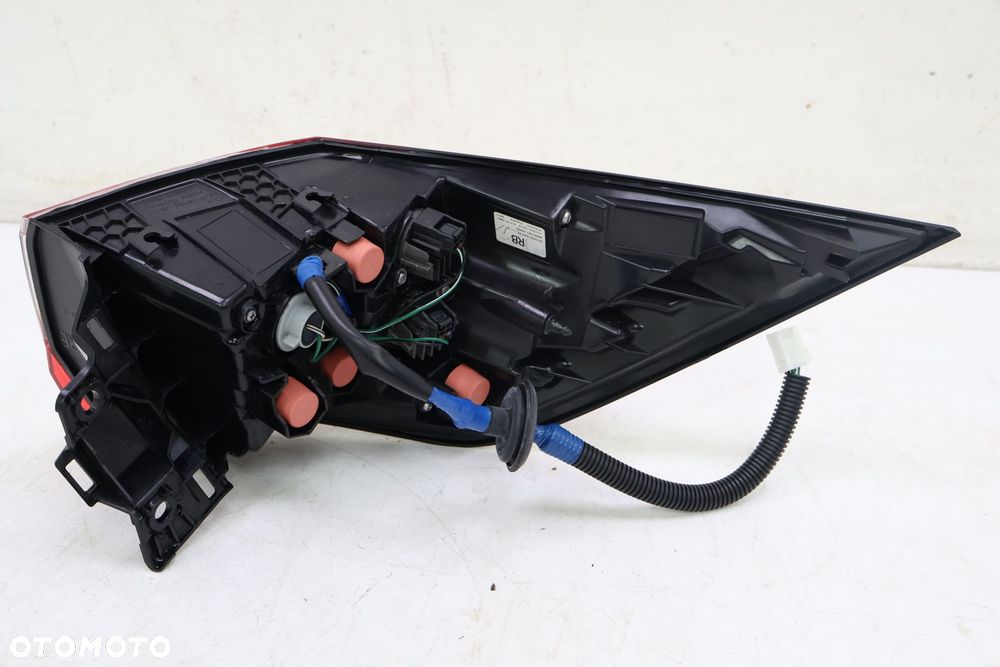 TOYOTA RAV4 V LAMPA PRAWA TYŁ 81550-42230 - 4