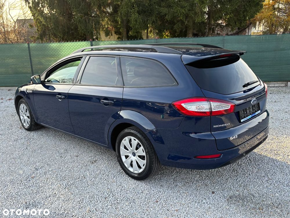 Ford Mondeo 2.0 Titanium - 29