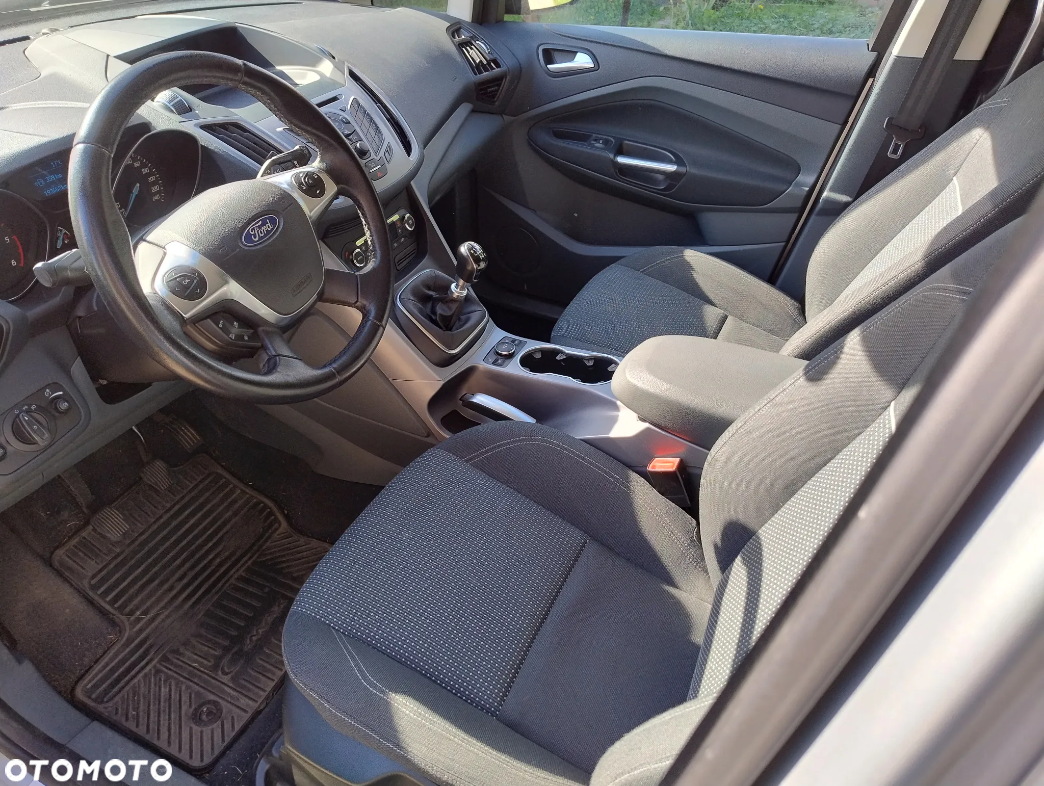 Ford Grand C-MAX - 9
