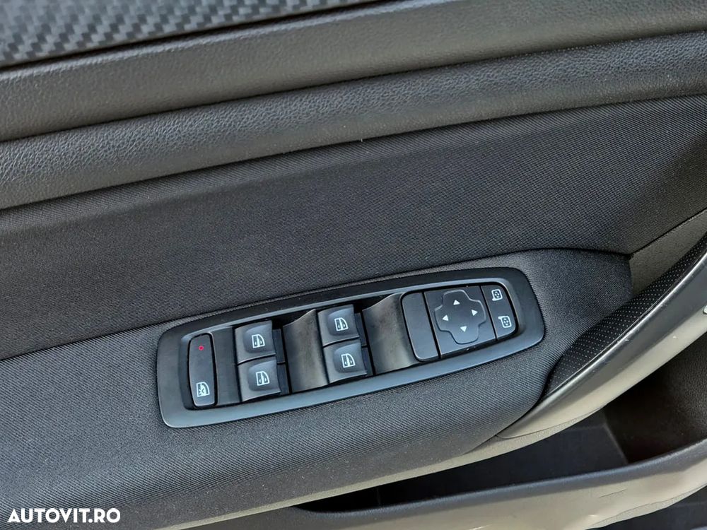 Renault Megane Blue dCi EDC Zen - 25