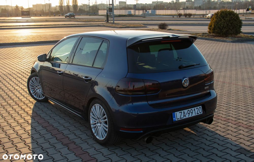 Volkswagen Golf 2.0 GTI - 4