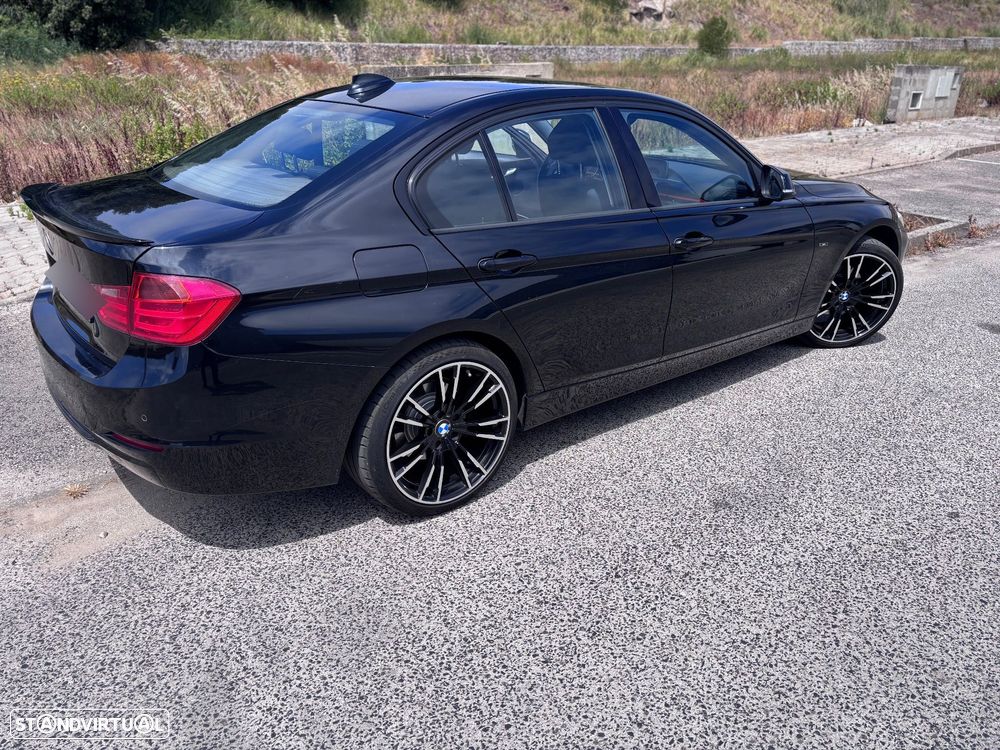 BMW 318 d Line Sport - 3