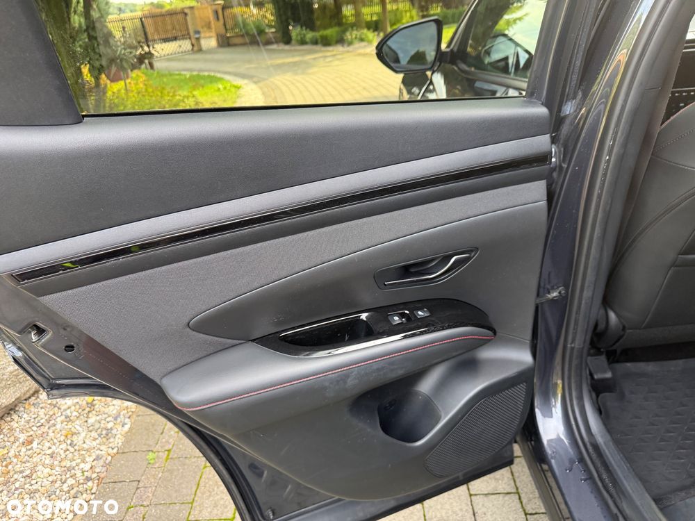 Hyundai Tucson 1.6 T-GDi N-Line 4WD DCT - 23