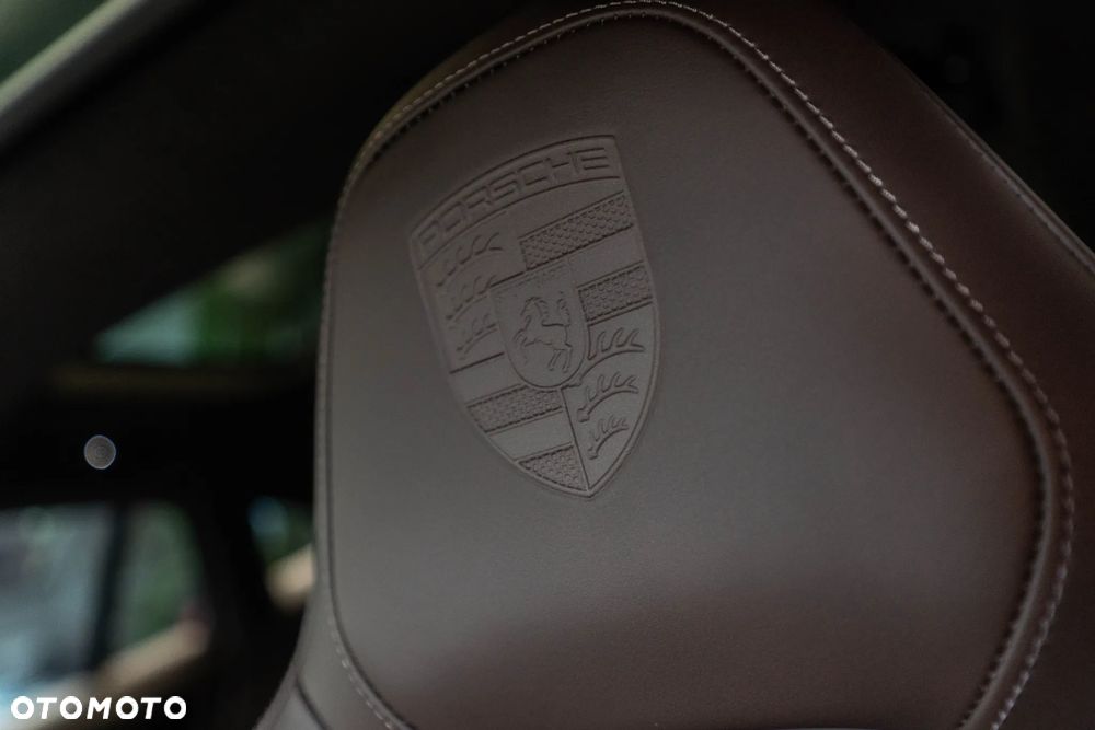 Porsche Panamera Turbo E-Hybrid PHEV - 29